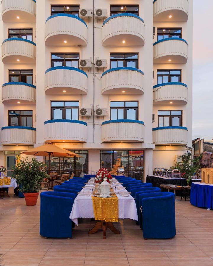 Hotel Sapphire Mombasa Bagian luar foto