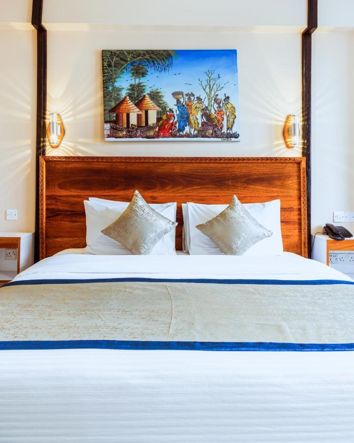Hotel Sapphire Mombasa Bagian luar foto