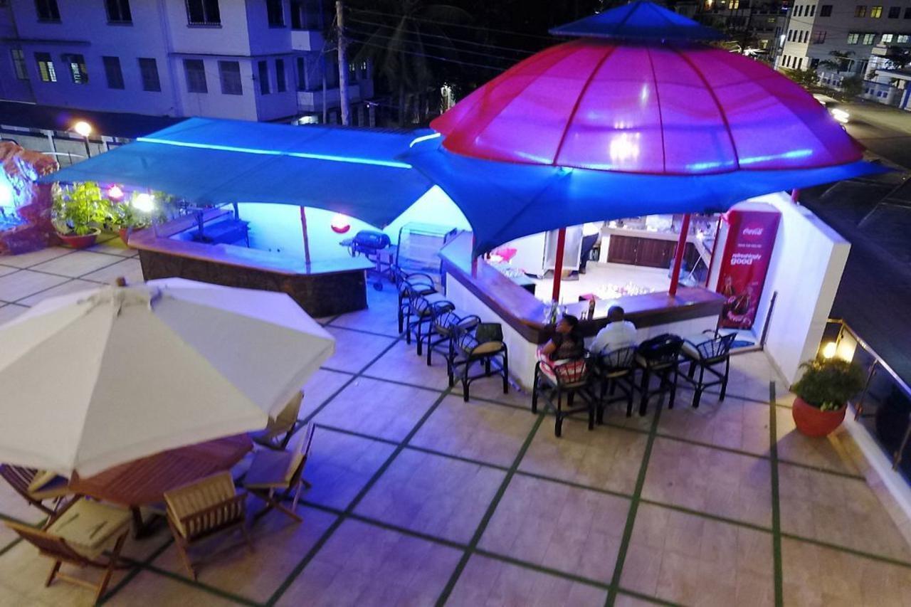 Hotel Sapphire Mombasa Bagian luar foto