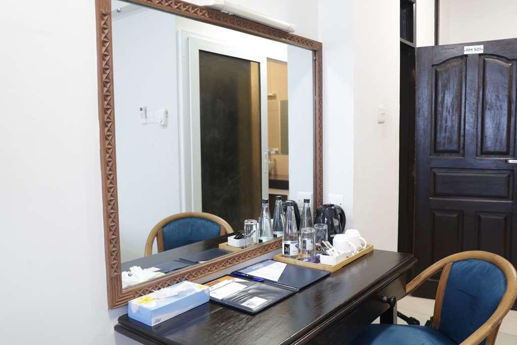 Hotel Sapphire Mombasa Ruang foto